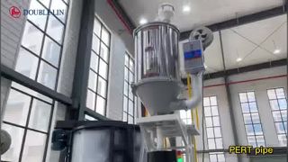 Церемония запуска трубопроводного завода